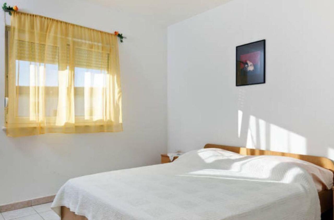 Apartments Antea โรกอซนิซา ภายนอก รูปภาพ